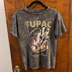 Tupac Distressed Graphic T-Shirt Size S